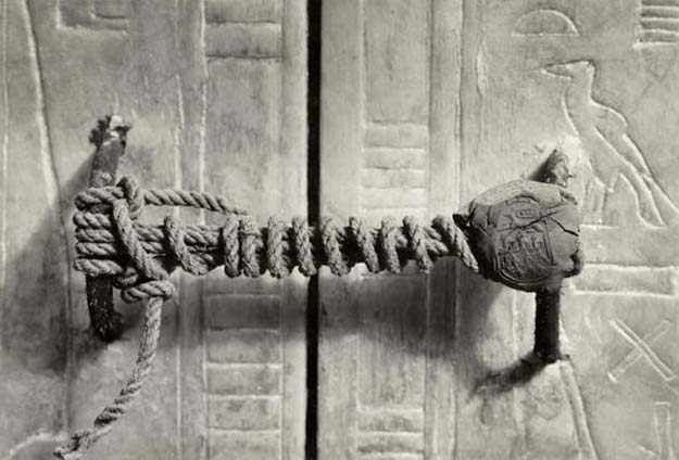 The unbroken seal on Tutankhamun’s tomb 1922. 3,245 years untouched