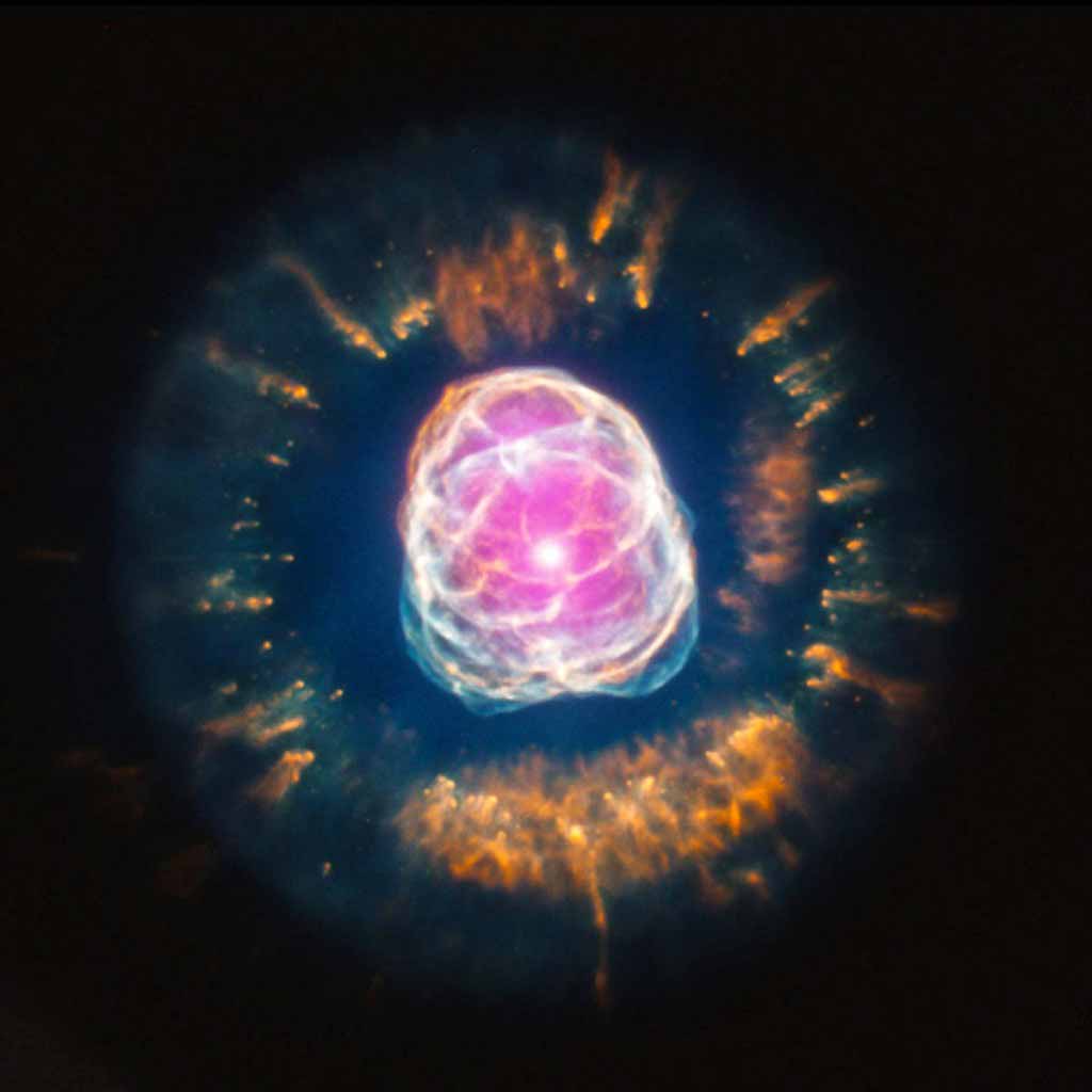 A Beautiful End to a Star’s Life — The “Eskimo Nebula"
