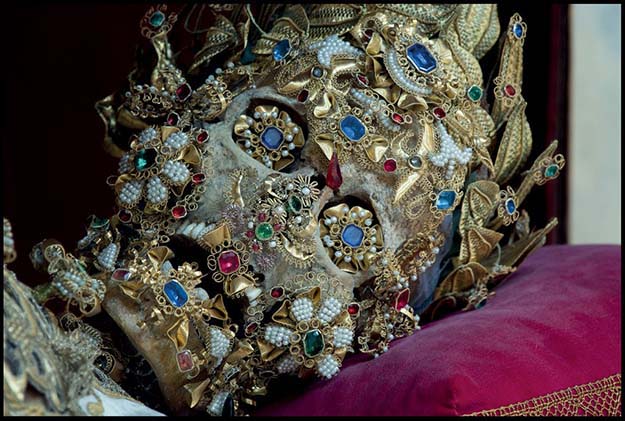 400 Year Old Jewel Encrusted Skeletons Unearthed Across Europe
