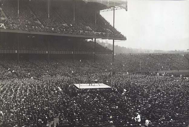 Boxing Match At Yankee Stadium, 1923