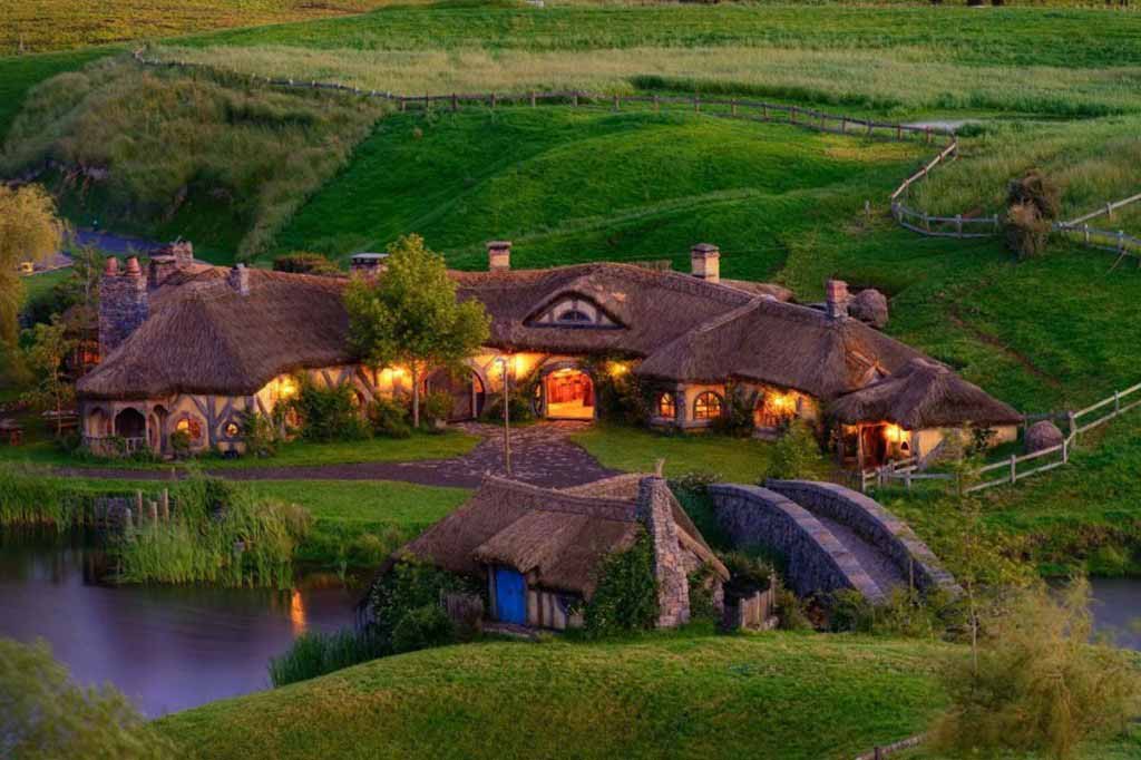 Hobbiton village – “Lord of the Rings” movie location in New Zealand.