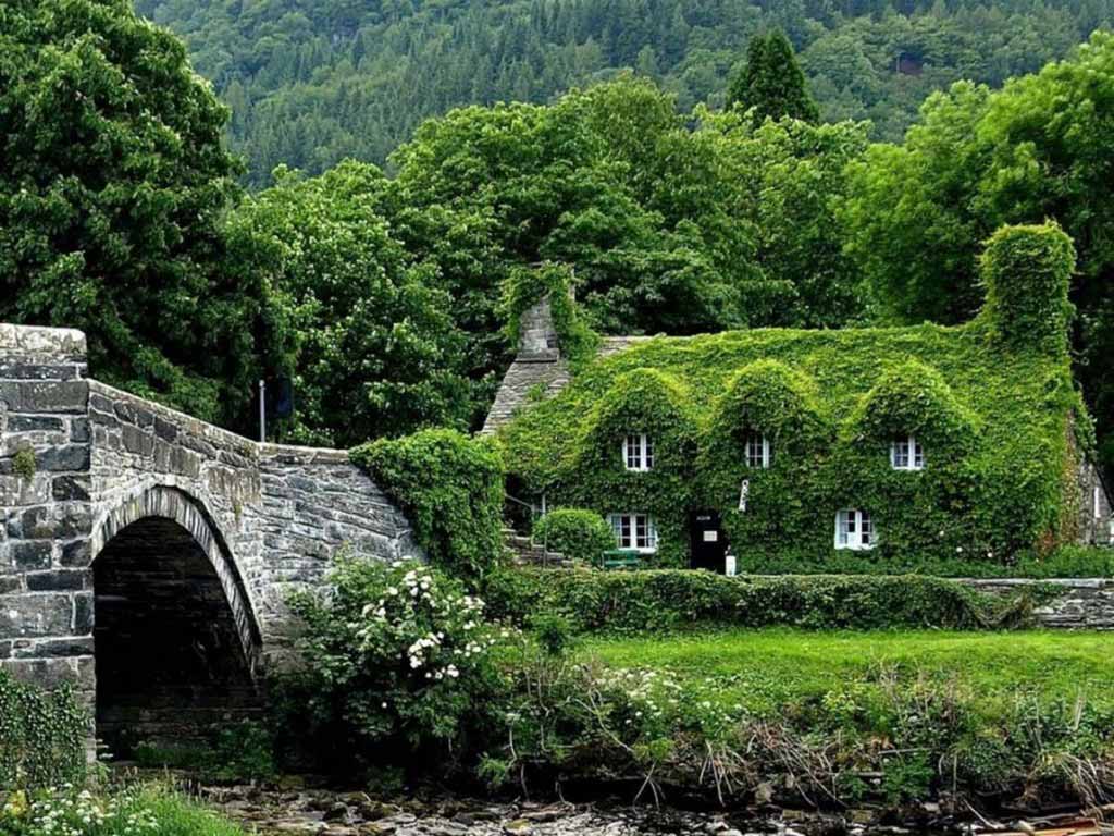 Fairytale Cottages, Wales