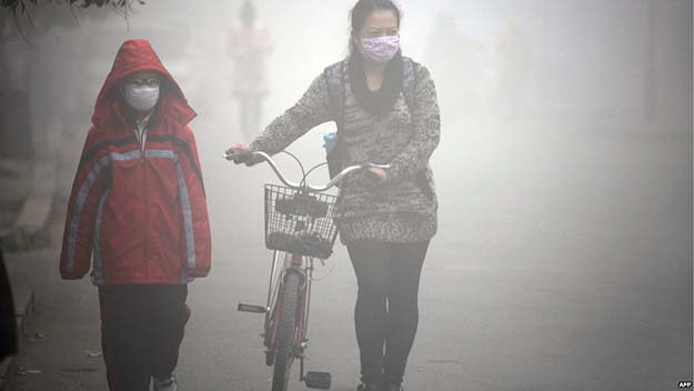 An eight-year-old girl in China is the youngest living person to be diagnosed with lung cancer attributed to pollution.