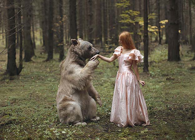 Not Photoshopped! Russian Photographer Katerina Plotnikova Takes Amazing Photos With Real Animals