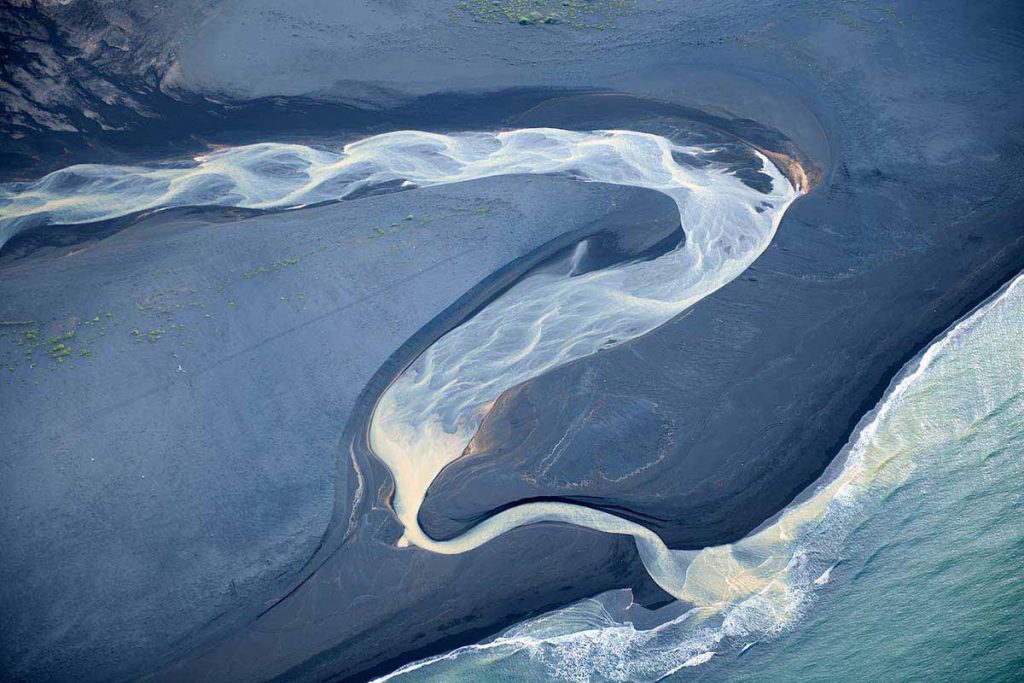 Aerial Photos of Iceland That Look Like Abstract Paintings
