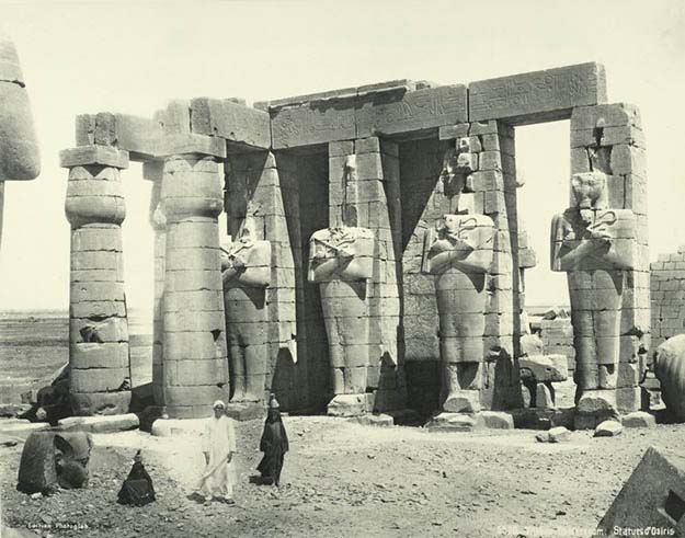 Thebes: Ramesseum, statues of Osiris