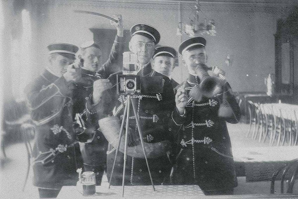 German fraternity mirror selfie, 1912 