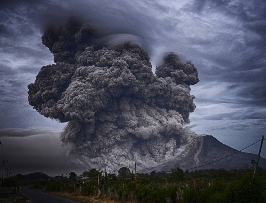Colossal volcano, breathing